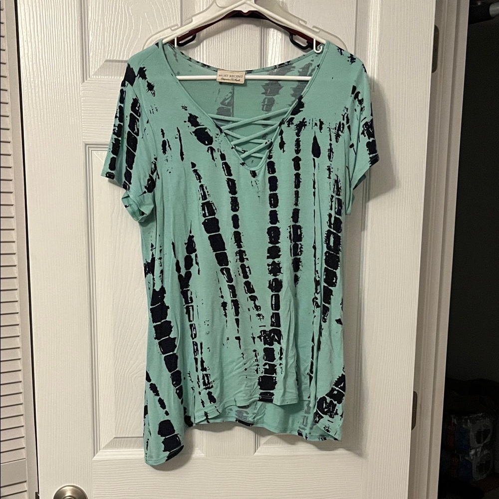 Most Recent Aqua and Black Patterned Short Sleeve Top L